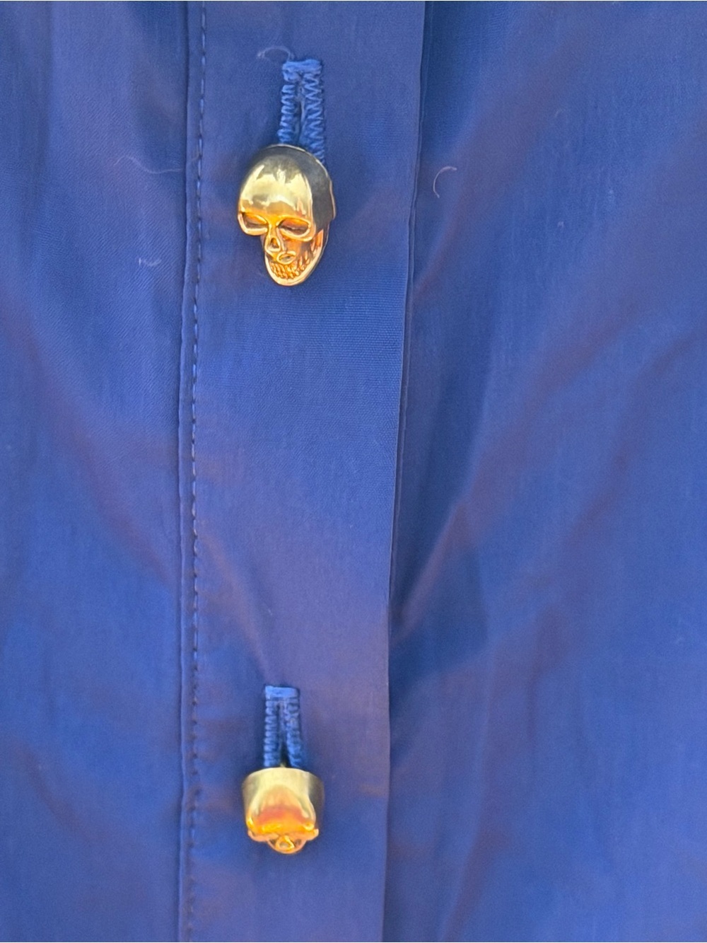 Vintage Havana Royal Blue Button-Up Blouse Gold Skull Buttons Medium NWT - Picture 4 of 12